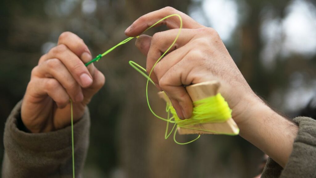 Straighten Fishing Line